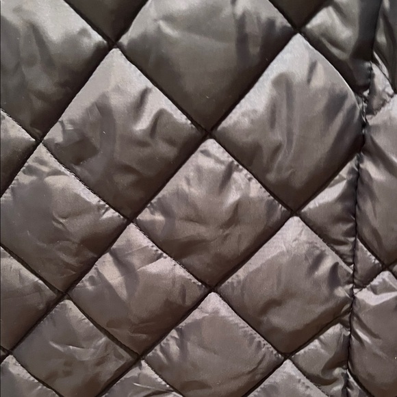 Sporto Navy Quilted woman’s S Coat with Faux Fur Trim the faux fur removable😃 - Picture 8 of 15